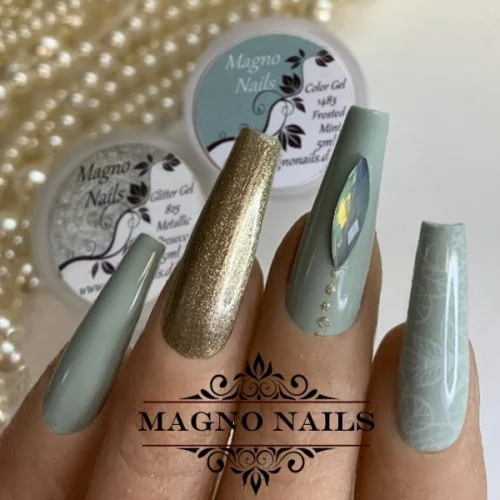 Winter Nägel Grau Mint